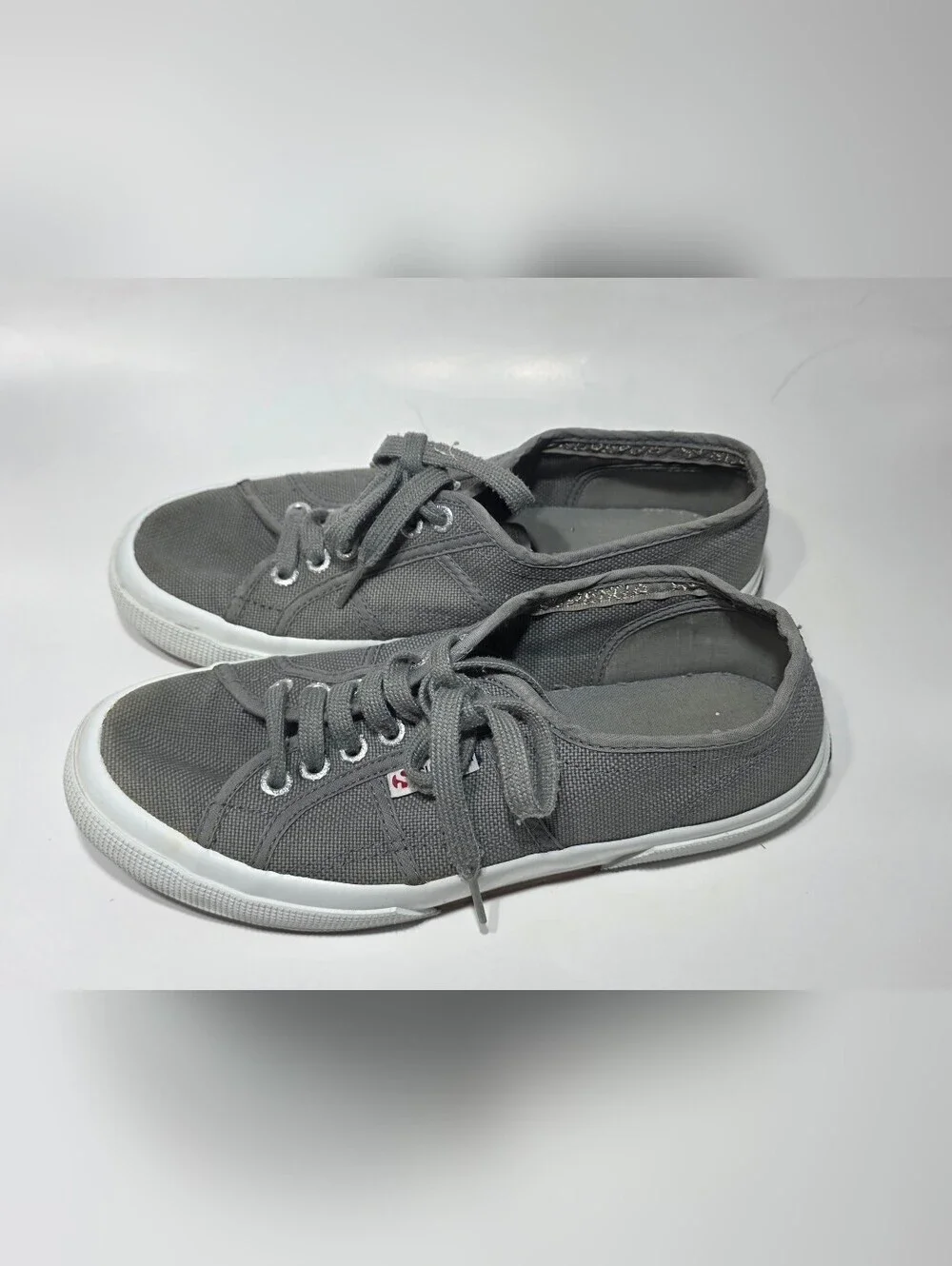 Superga pre owned